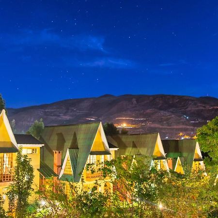 Amaru Valle Hotel Urubamba Bagian luar foto