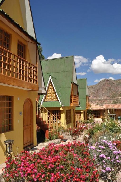 Amaru Valle Hotel Urubamba Bagian luar foto