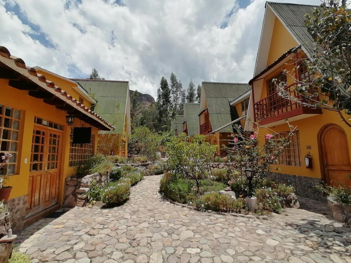 Amaru Valle Hotel Urubamba Bagian luar foto